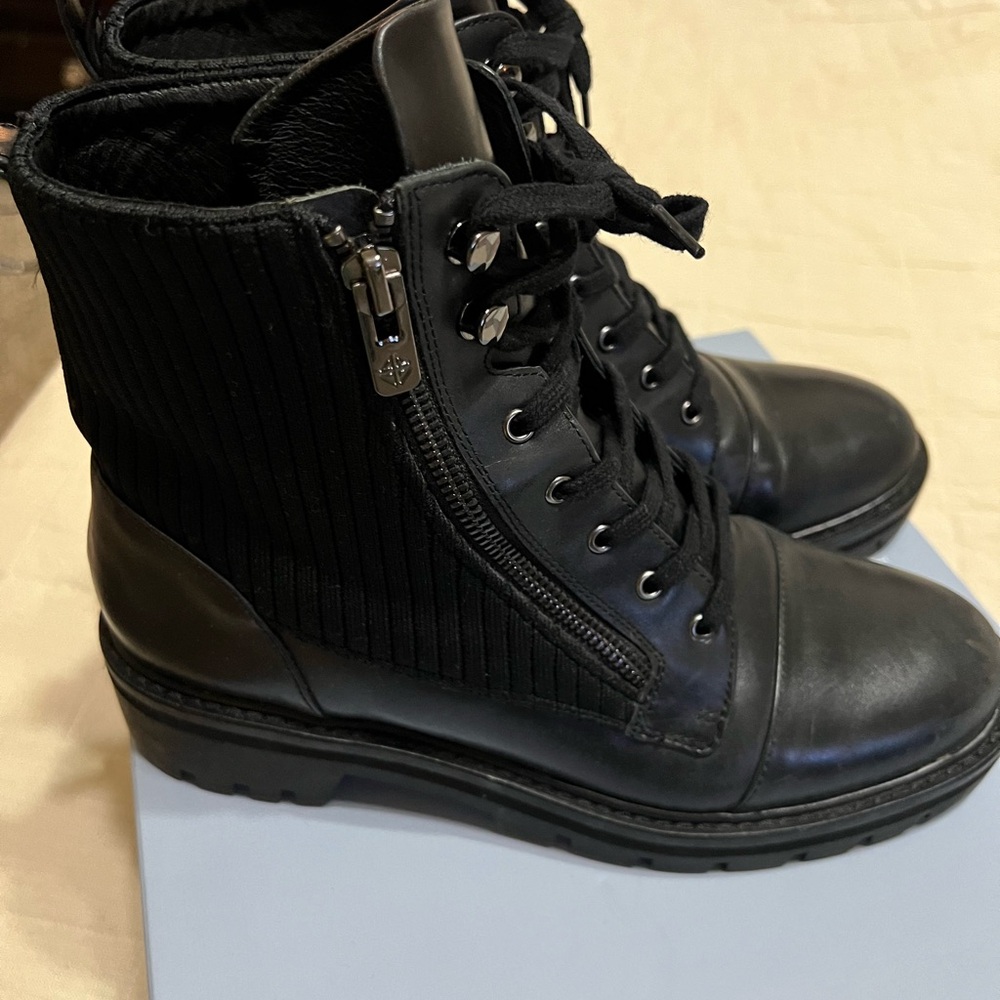 Black Leather Boots with Side Zipper